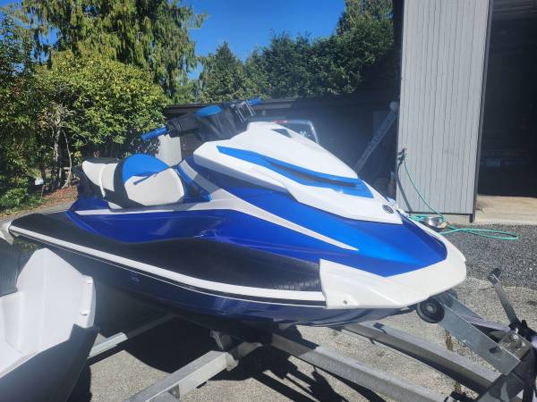 GP1800R+ SPARK 2UP, Import USA — Foto 9 z 10
