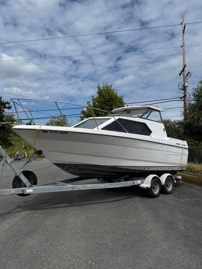 Bayliner, Import USA — Foto 3 z 12
