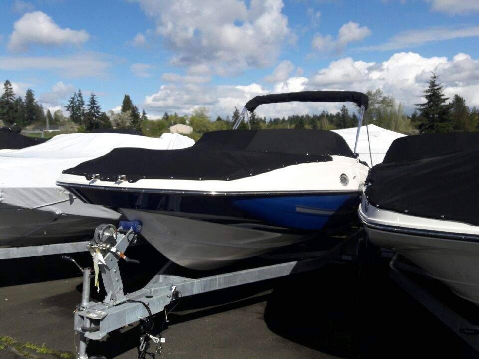 2017 Bayliner, Import USA — Foto 1