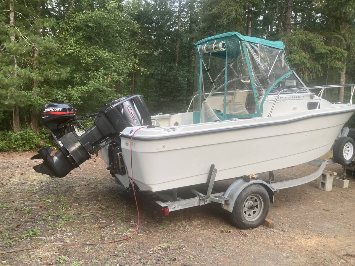 1999 Bayliner, Import USA — Foto 3 z 12