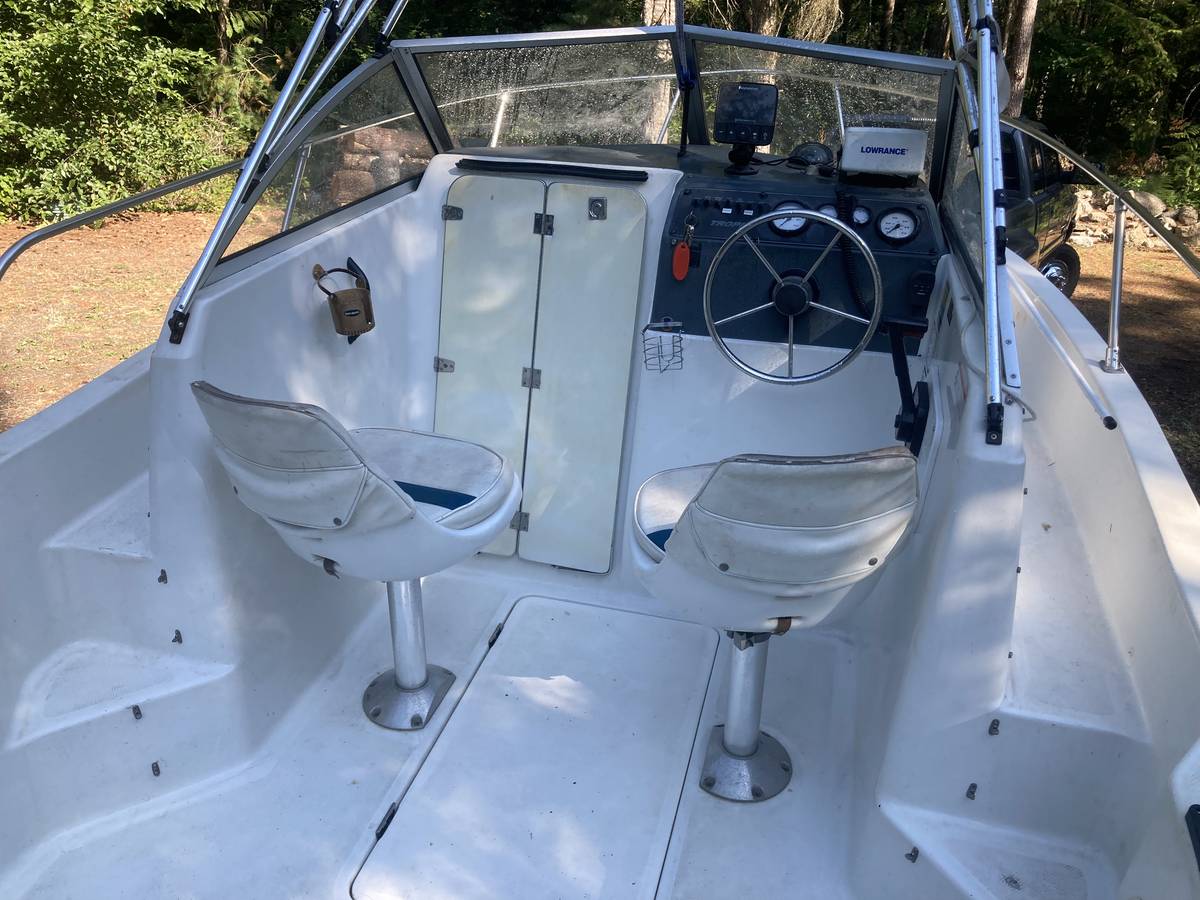 1999 Bayliner, Import USA — Foto 7 z 12