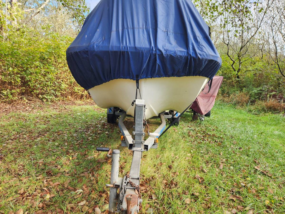 Boston Whaler, Import USA — Foto 6 z 12
