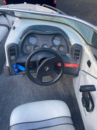 1992 Sea Ray, Import USA — Foto 6 z 8