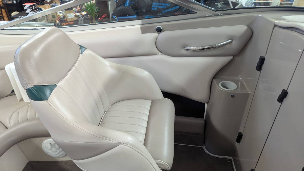 Cobalt, Import USA — Foto 11 z 12