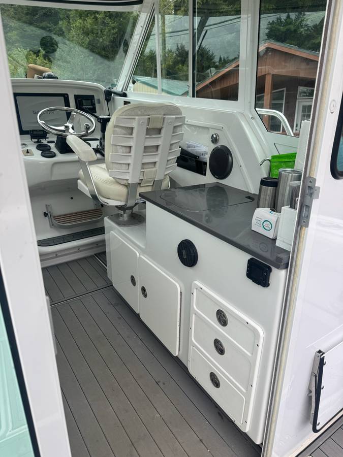 2009 Crestliner, Import USA — Foto 10 z 12
