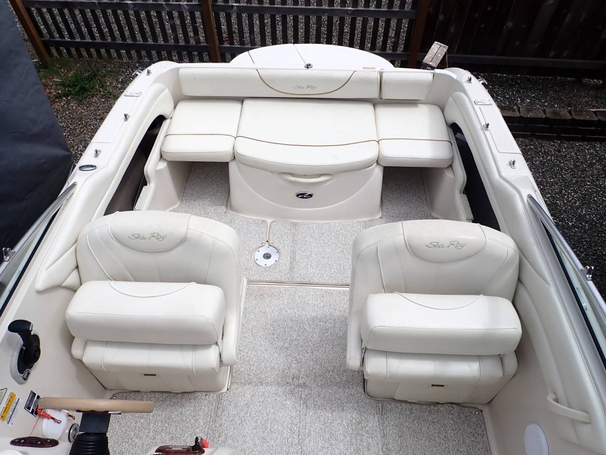 2002 Sea Ray, Import USA — Foto 11 z 12