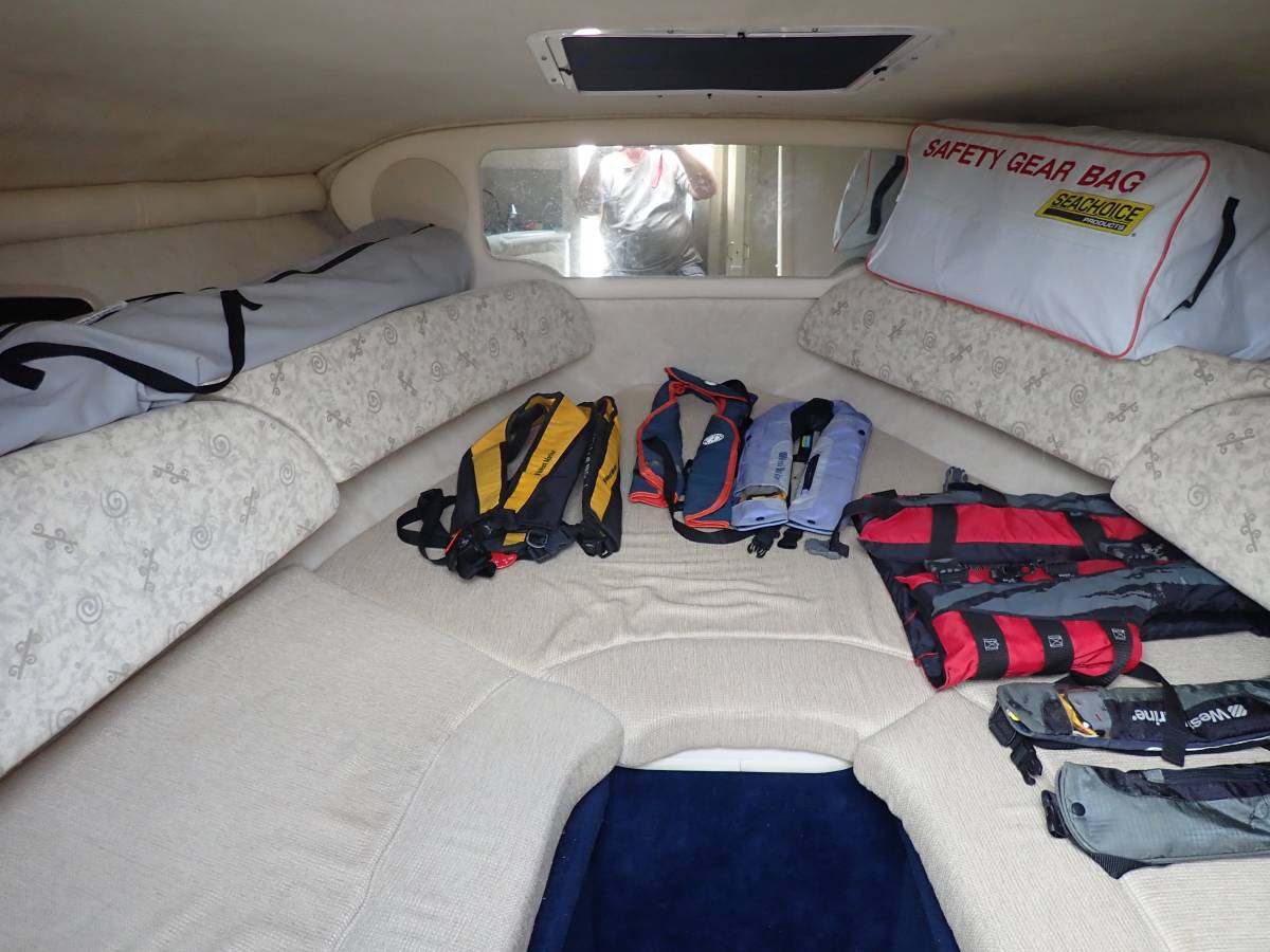 2002 Sea Ray, Import USA — Foto 7 z 12