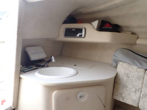 2002 Sea Ray, Import USA — Foto 9 z 12