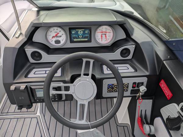 2022 Sea-Doo, Import USA — Foto 1
