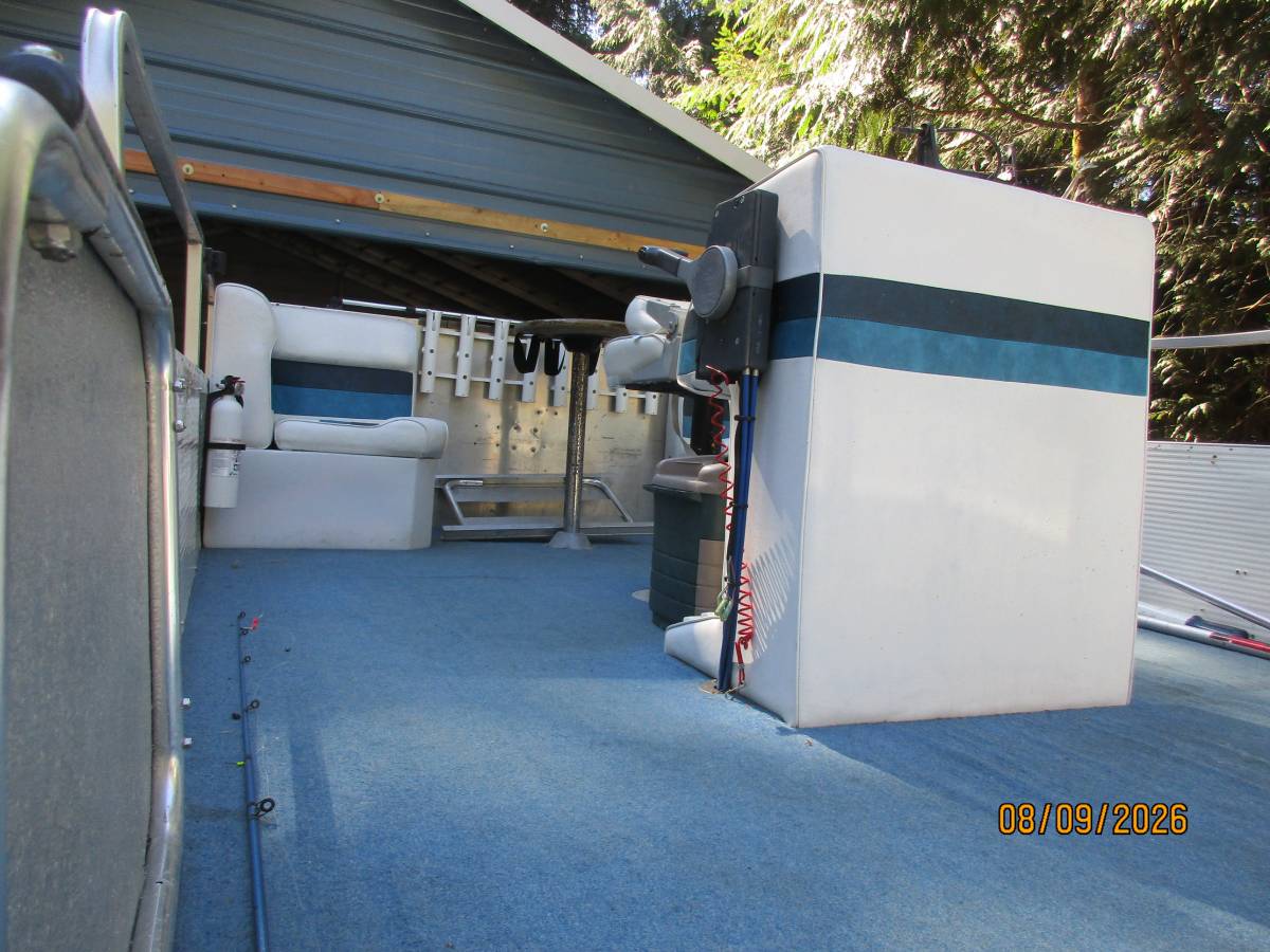 Pontoon /Party Boat, Import USA — Foto 4 z 4