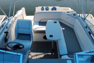 Bayliner, Import USA — Foto 3 z 12