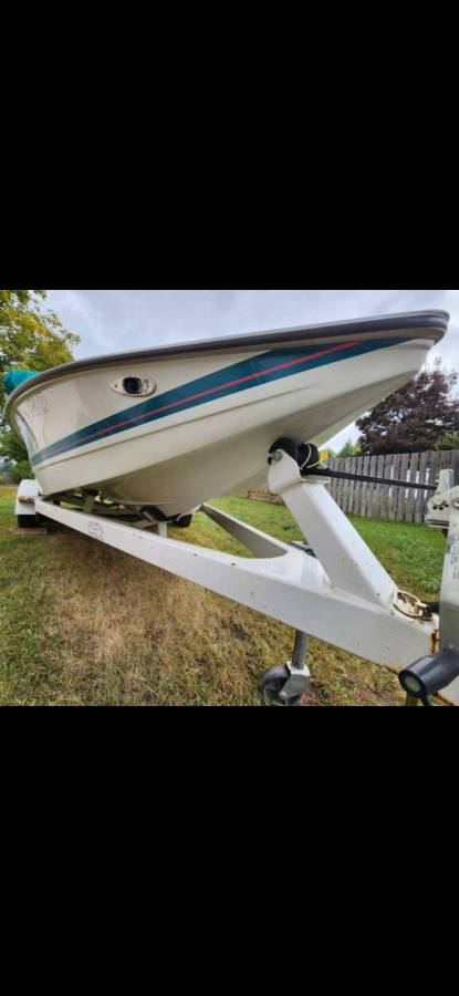 1995 Tige, Import USA — Foto 10 z 12