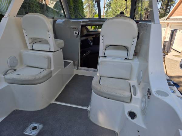 2007 Bayliner, Import USA — Foto 3 z 12