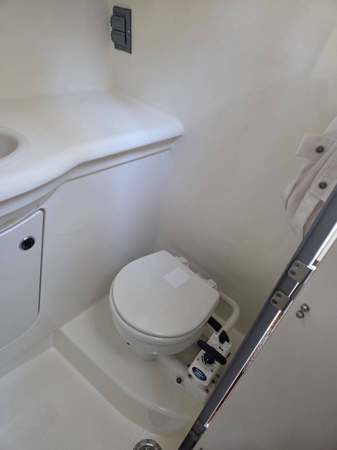 2007 Bayliner, Import USA — Foto 5 z 12