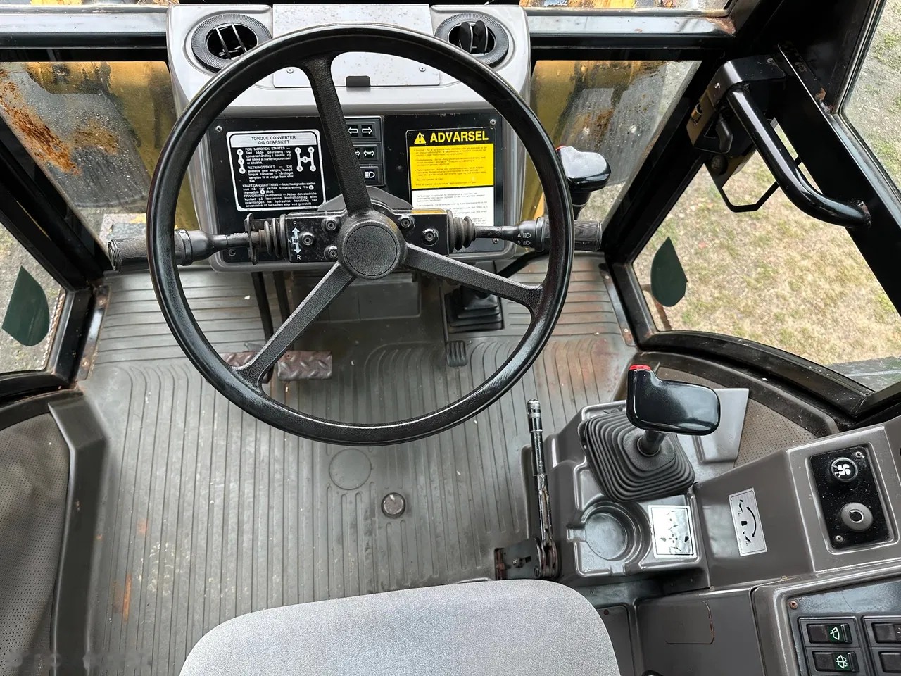 1994 Ford 675D, 8.372 mth, Import Auf Lager in der EU — Foto 4 z 12