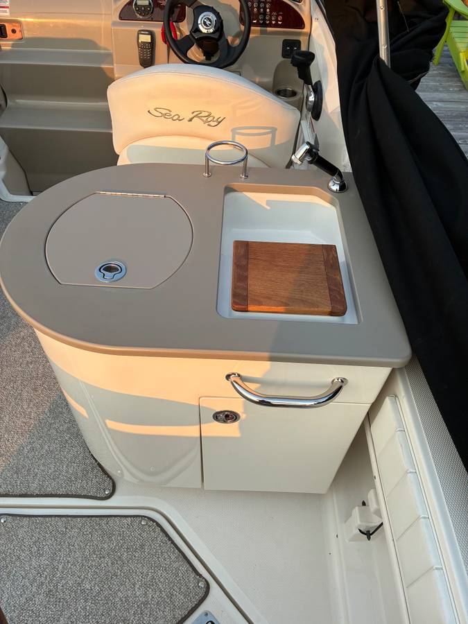 2008 Sea Ray, Import USA — Foto 7 z 12