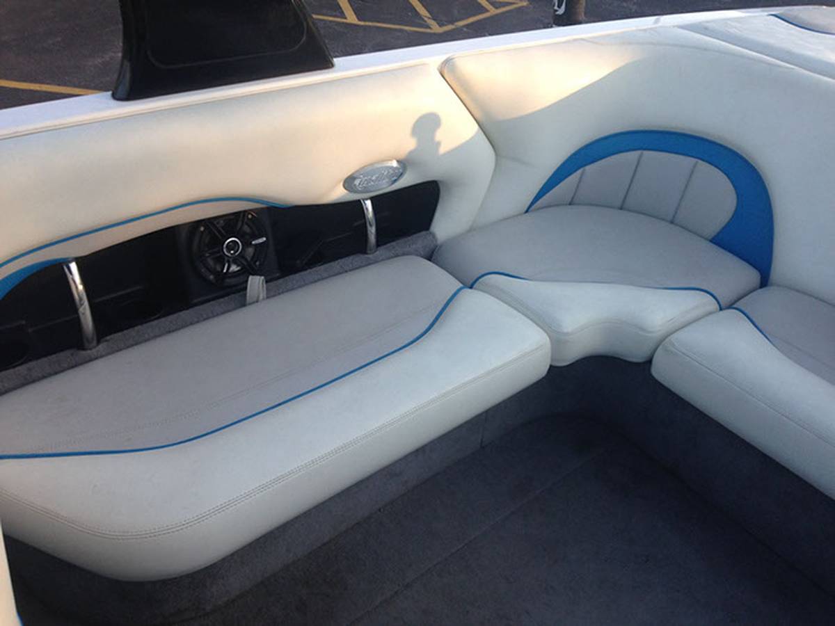 Malibu, Import USA — Foto 3 z 7
