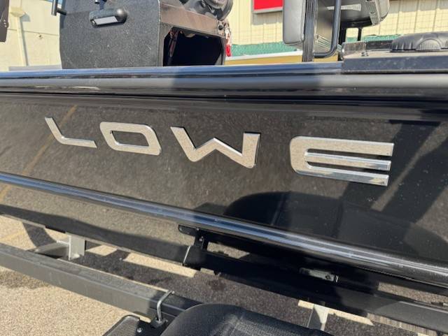 2026 Lowe, schwarz, Import USA — Foto 11 z 12