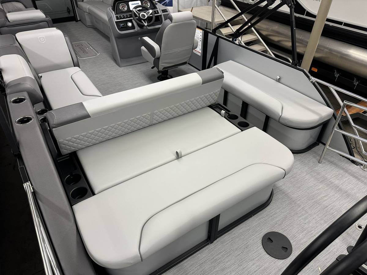2026, Import USA — Foto 5 z 10