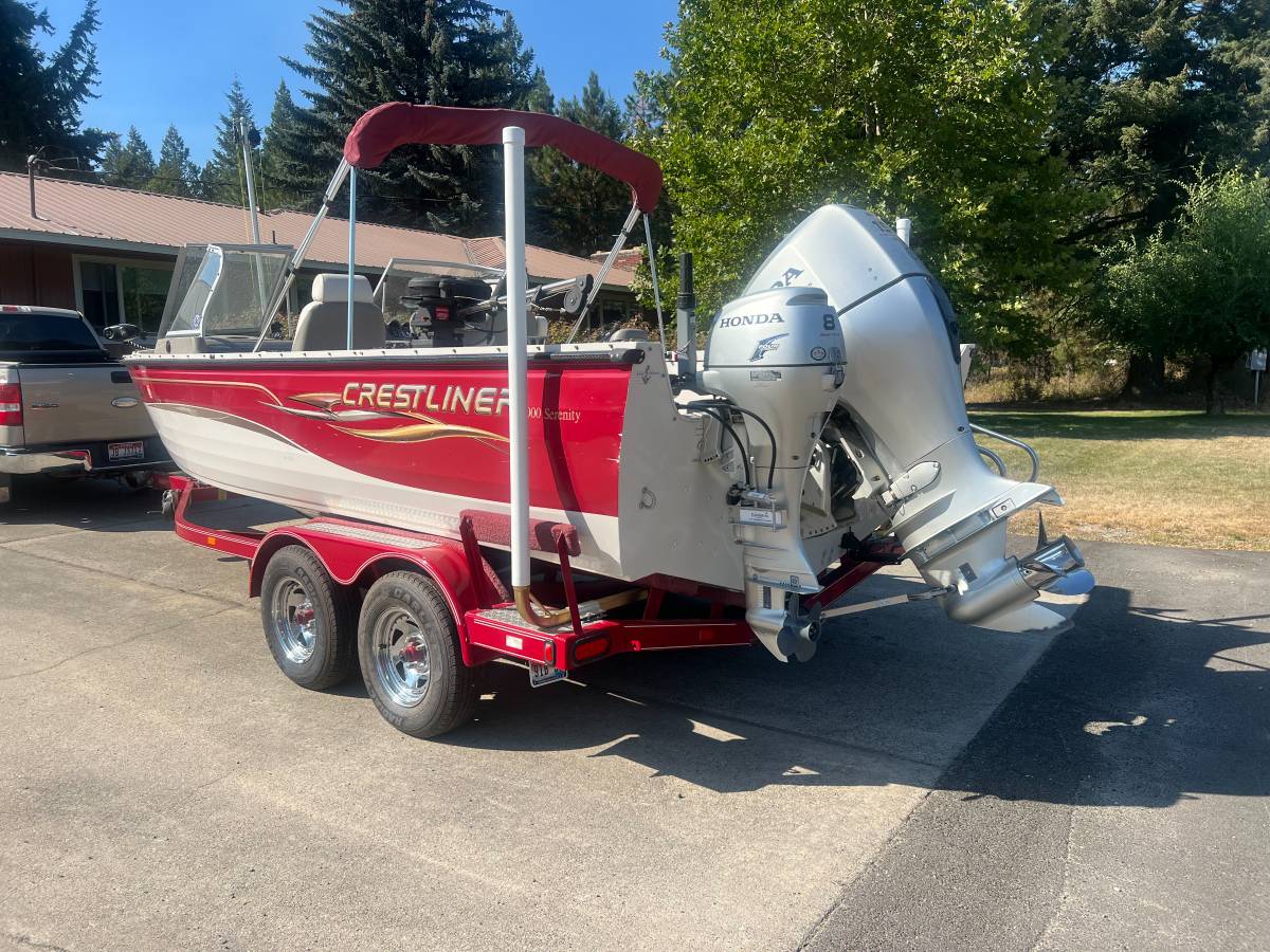2005 Crestliner, Import USA — Foto 6 z 8
