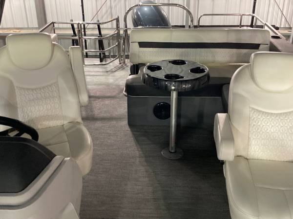 2024, Import USA — Foto 4 z 10