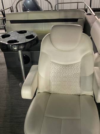 2024, Import USA — Foto 5 z 10