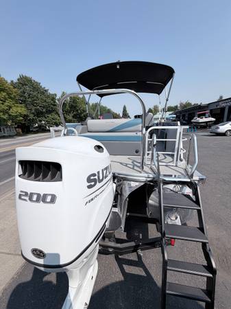 2026 Sea-Doo, Import USA — Foto 2 z 10