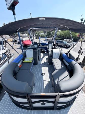2026 Sea-Doo, Import USA — Foto 2 z 10
