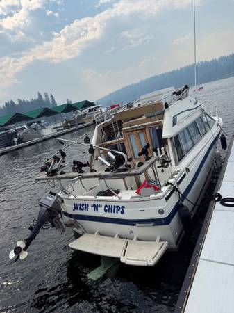1983 Bayliner, Import USA — Foto 2 z 12