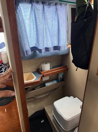 1983 Bayliner, Import USA — Foto 9 z 12