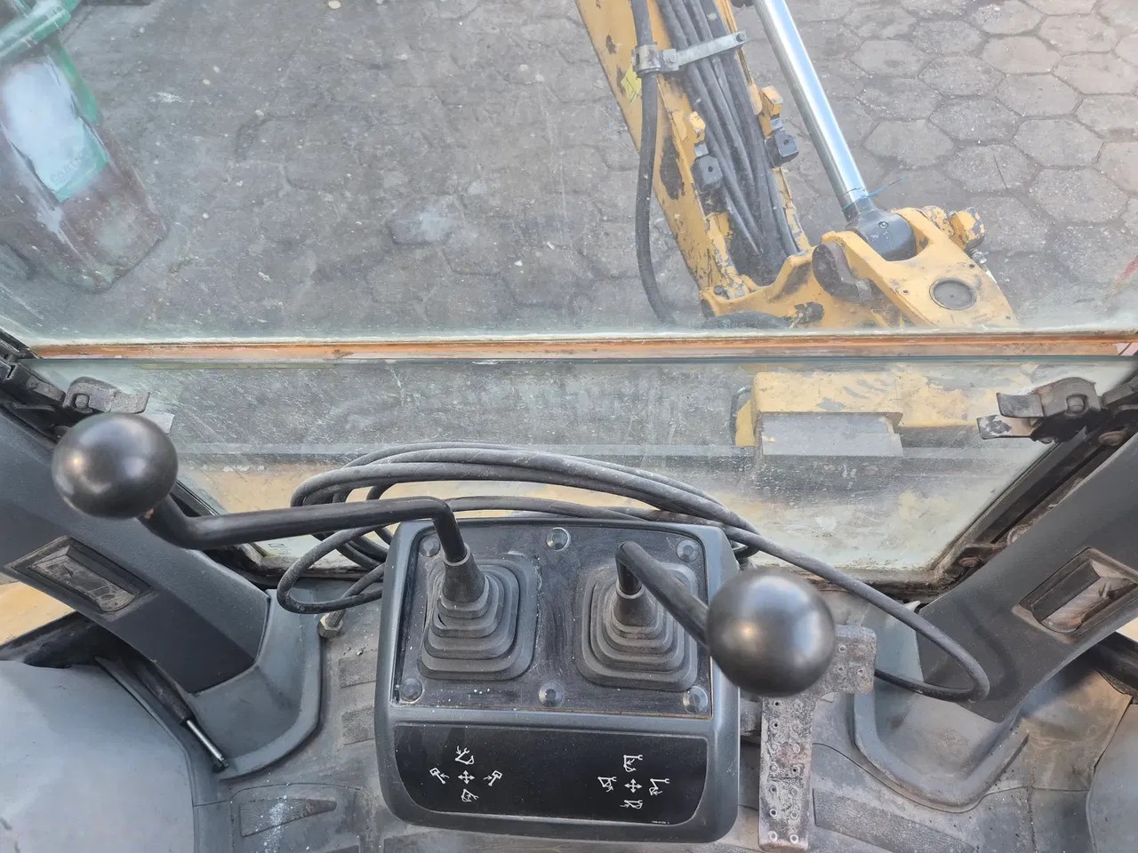 2007 Caterpillar 428 E, 11.465 mth, Import Auf Lager in der EU — Foto 14 z 15