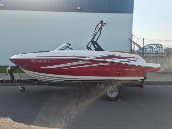 2020 Bayliner, Import USA — Foto 1