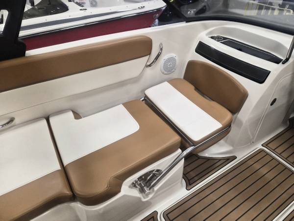 2020 Bayliner, Import USA — Foto 7 z 7