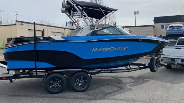2022 MasterCraft, Import USA — Foto 1 z 9 2022 MasterCraft, Import USA — Foto 1 z 9