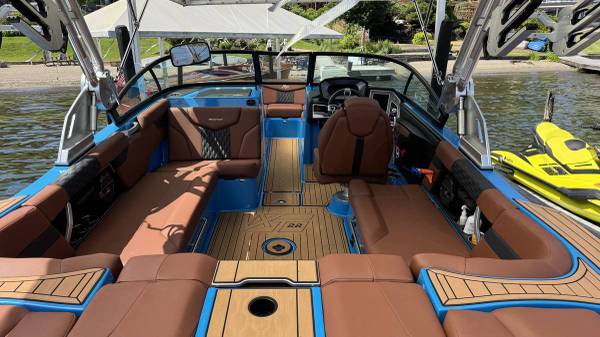 2022 MasterCraft, Import USA — Foto 8 z 9
