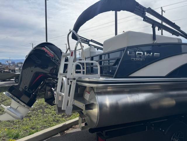 Lowe, Import USA — Foto 10 z 12