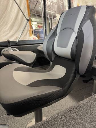 2026 Lowe, Import USA — Foto 10 z 12