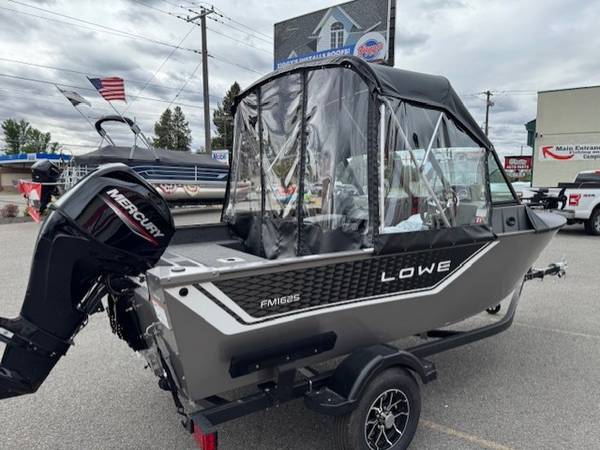 2026 Lowe, Import USA — Foto 7 z 12