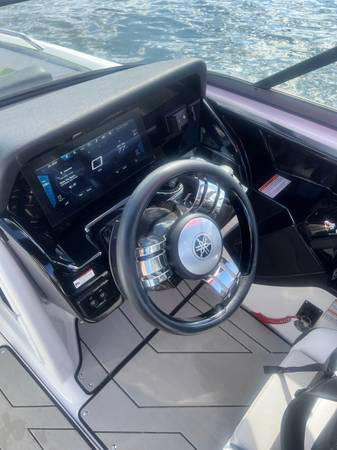 2022 Yamaha, Import USA — Foto 2 z 2