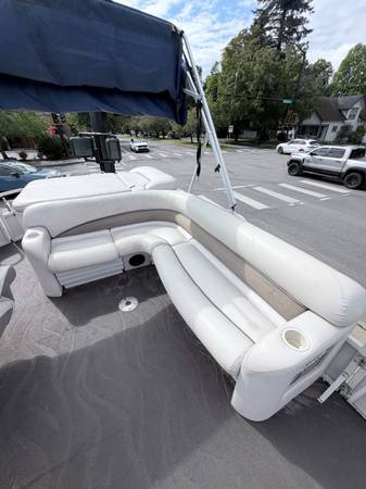 2005 Crestliner, Import USA — Foto 5 z 11