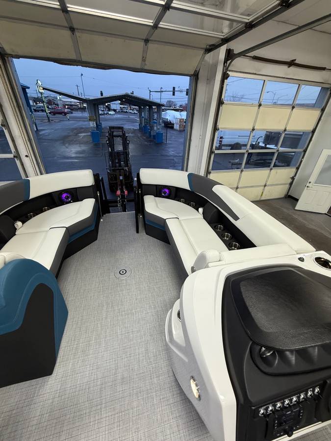 2026, Import USA — Foto 10 z 12