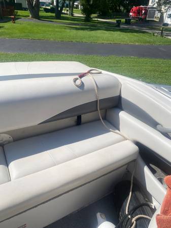 2004 Chaparral, Import USA — Foto 11 z 12