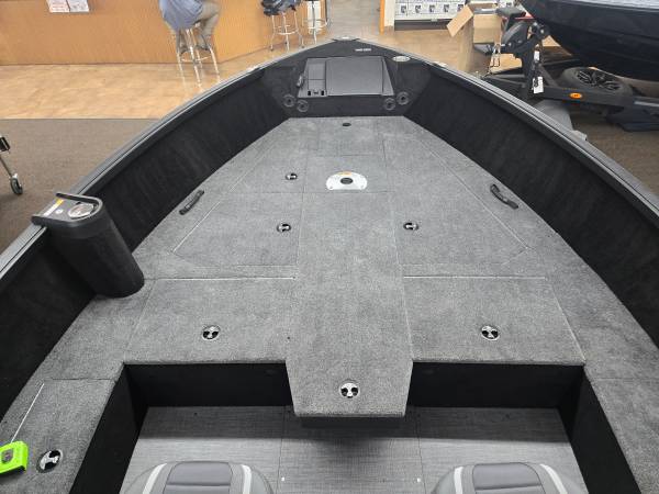 2026, Import USA — Foto 6 z 12