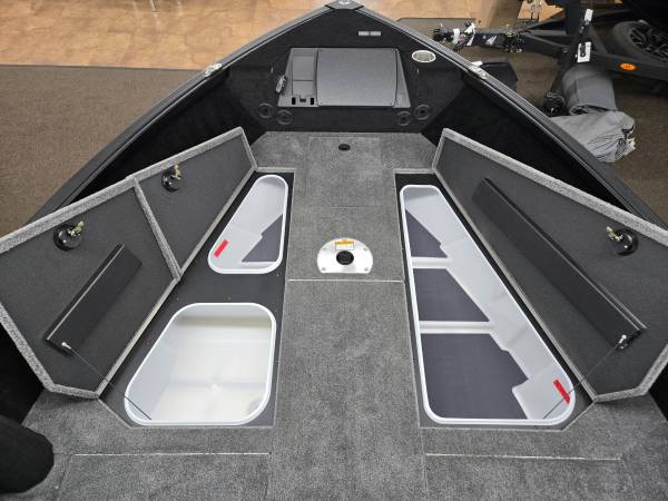 2026, Import USA — Foto 8 z 12