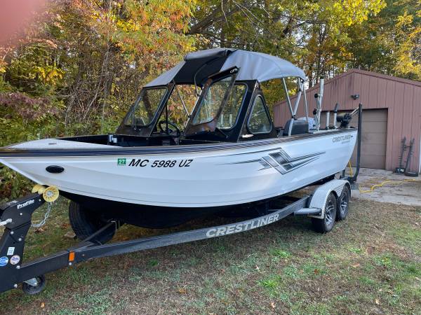 2024 Crestliner, Import USA — Foto 2 z 12