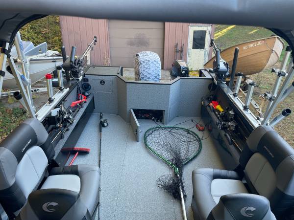 2024 Crestliner, Import USA — Foto 5 z 12