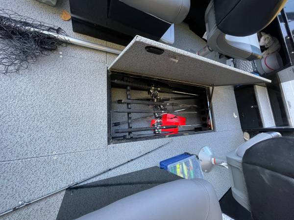 2024 Crestliner, Import USA — Foto 9 z 12