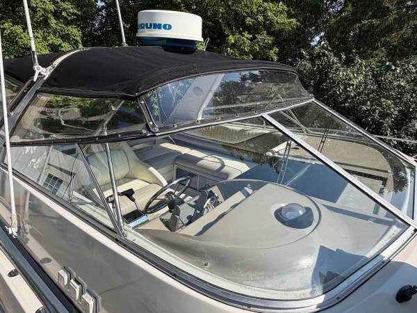 Bayliner, Import USA — Foto 5 z 12