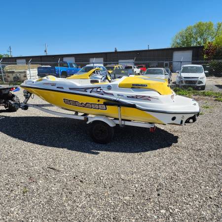 2003 Sea-Doo, Import USA — Foto 3 z 12