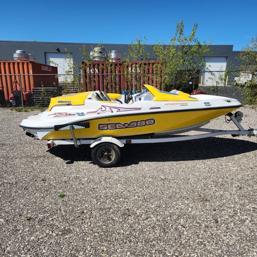 2003 Sea-Doo, Import USA — Foto 8 z 12